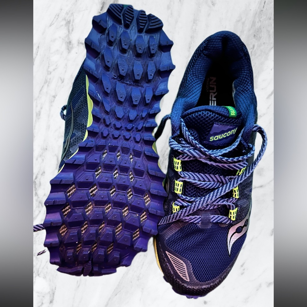 Women’s Running Shoes Saucony Everun Peregrine Size 9.5